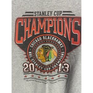 Chicago Blackhawks Hockey NHL‎ 2013 Stanley Cup Champions T-Shirt Large Gray